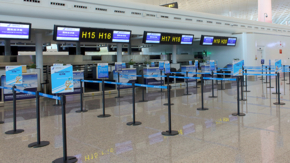 China Wuhan Airport leere Schalter wegen Coronavirus